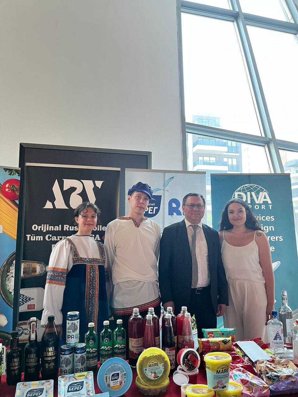 Презентация российских продуктов на показе фильма "Bir Aşk Masalı: Ferhat ile Şirin" в Анкаре